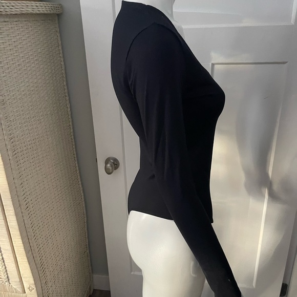 Abercrombie & Fitch Long Sleeve Bodysuit - Picture 5 of 6